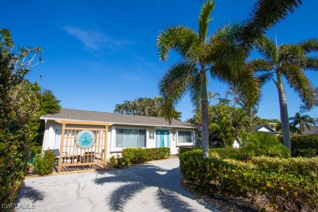 41 1st St Bonita Springs FL 34134 - 41 1st St Bonita Springs Fl Building Photo