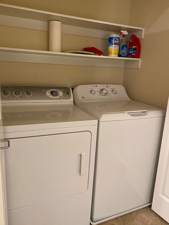 Washer and Dryer - 20500 Town Center Ln