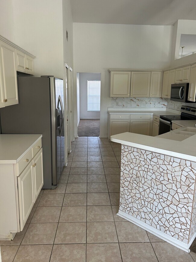 Foto del edificio - 14307 Roxshire Dr