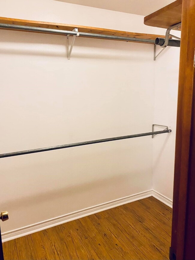 Building Photo - 460 County Rd 2212