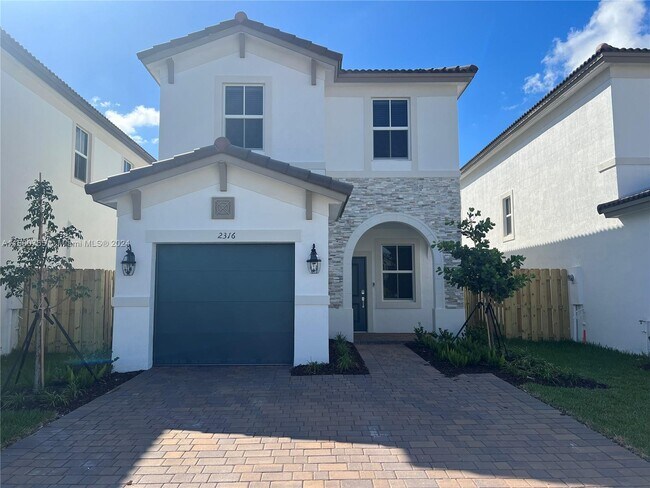 Foto del edificio - 2316 NW 130th Ter