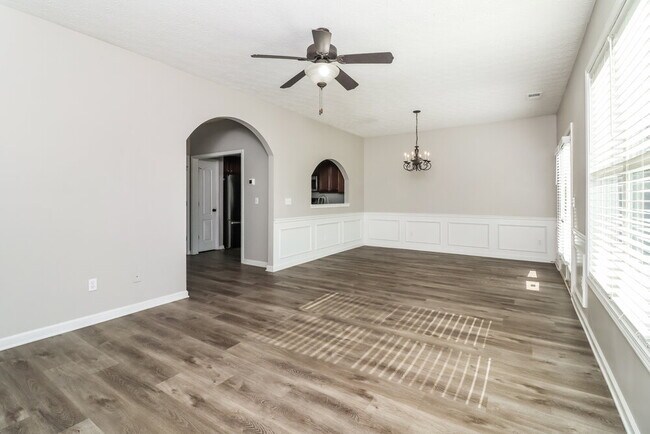 Foto del edificio - 7087 Littlebrook Way