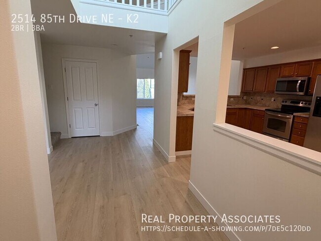 Foto del edificio - 2514 85th Dr NE