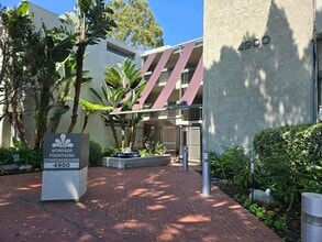 Building Photo - 4900 Overland Ave