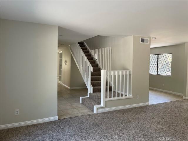 Building Photo - 4 bedroom in Woodland Hills CA 91367