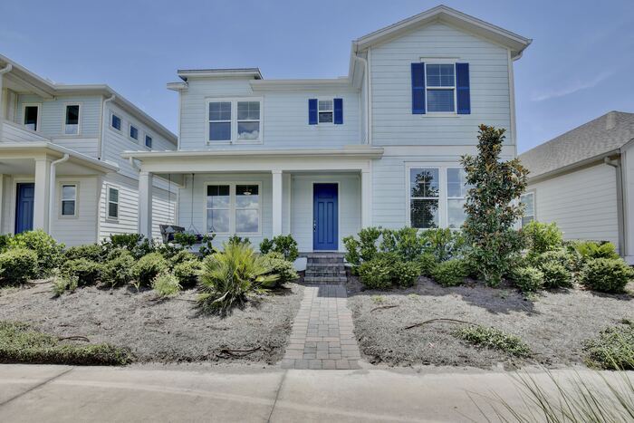 Modern 5/3 Water-View Home in Weslyn Park ... - Modern 5/3 Water-View Home in Weslyn Park ...
