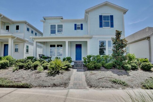 Modern 5/3 Water-View Home in Weslyn Park ... - Modern 5/3 Water-View Home in Weslyn Park ...