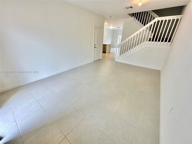 Foto del edificio - 11891 NW 46th St