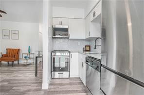 Building Photo - 167 S Collier Blvd