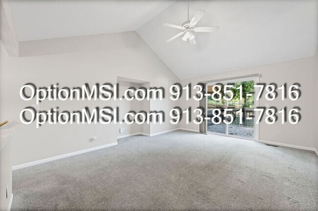 Foto del edificio - Welcome home to this beautifully maintaine...