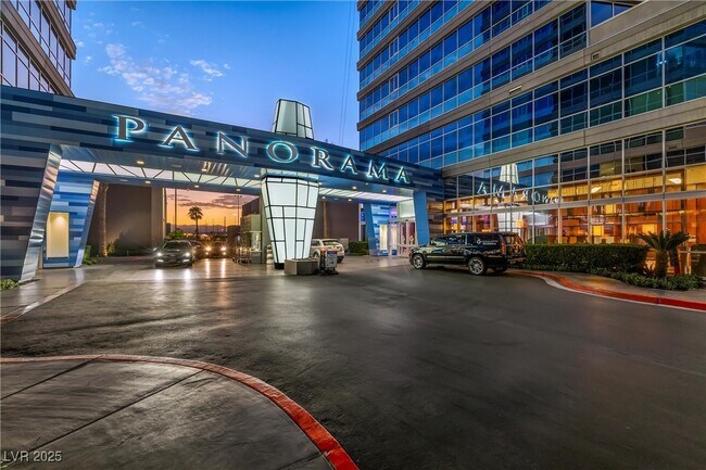 Foto del edificio - 4525 Dean Martin Dr