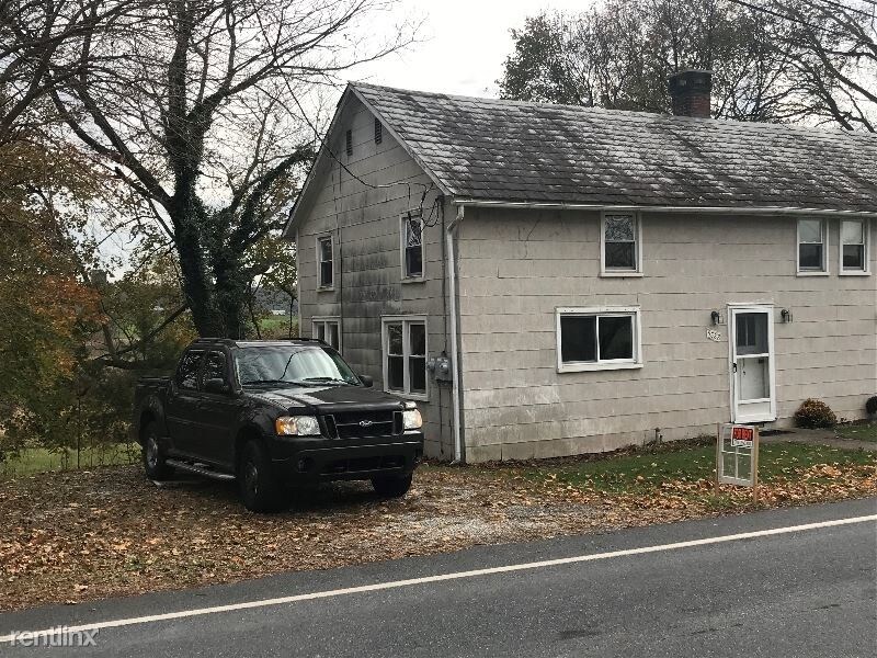 Primary Photo - 2 br, 1 bath Apartment - 5588 Gingrich Rd