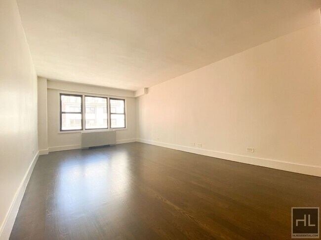 Foto del edificio - EAST 63 STREET