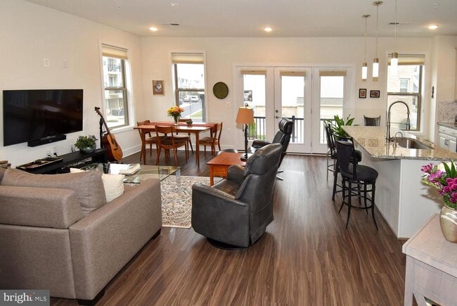 Foto del edificio - 23610 Havelock Walk Ter