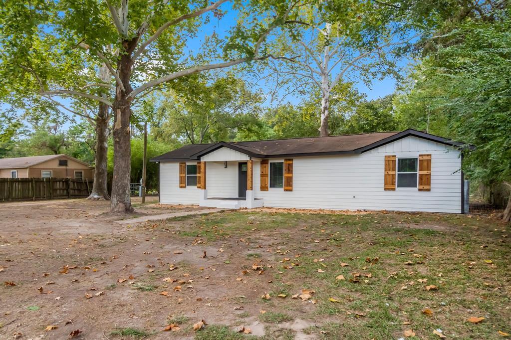 338 S Walker Rd, Cleveland, TX 77328 House Rental in Cleveland, TX
