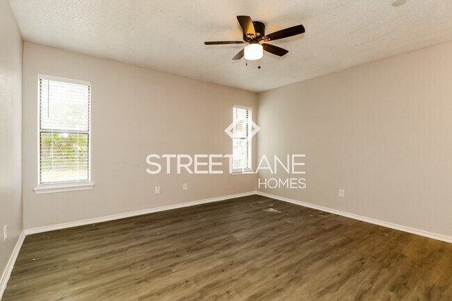 Foto del edificio - Charming 3 Bedroom Home in Grand Prairie, ...