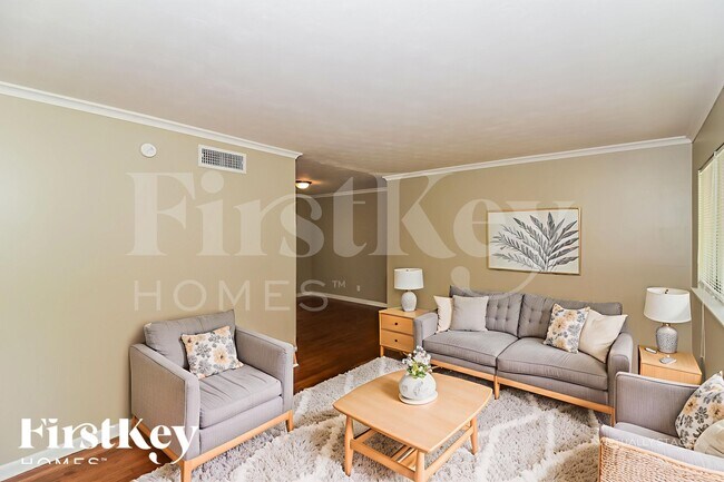 Foto del edificio - 5405 Lyford Ave