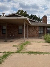 Building Photo - 2011 S Loop 289