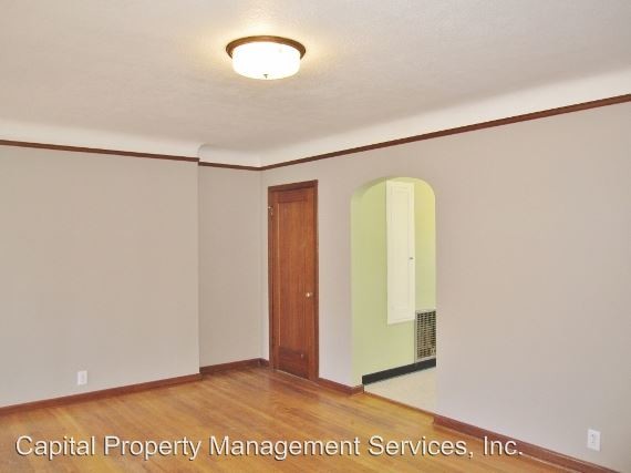 Building Photo - 1230-1230 SE Cesar Estrada Chavez Blvd