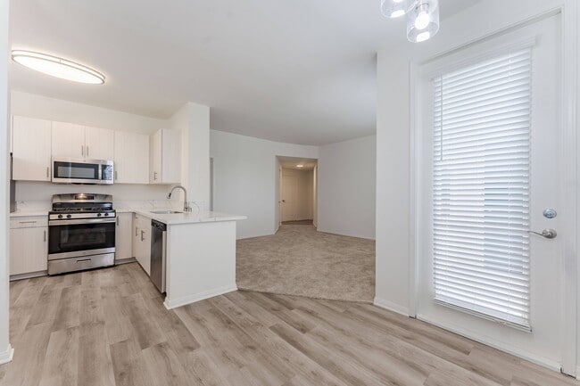 Building Photo - Terra Vista