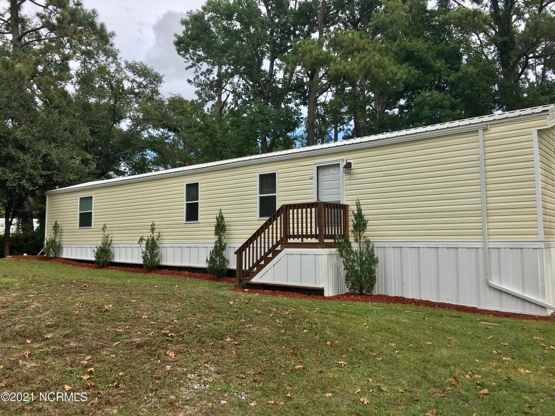 121 Boat Basin Dr, Swansboro, NC 28584 House Rental in Swansboro, NC