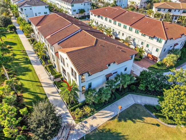 Foto del edificio - 12510 Gross Pointe Dr