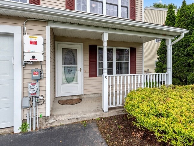 Building Photo - 9 Angela Rose Ln