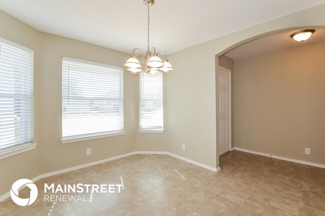 Foto del edificio - 8439 Chalk Hill Cove