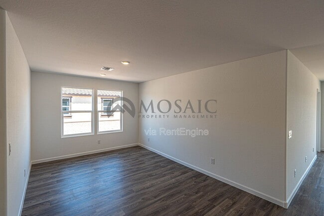 Foto del edificio - 1445 Jaycie Dr