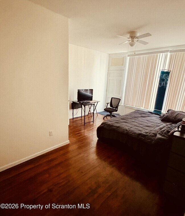 Foto del edificio - 517 Delaware Ave