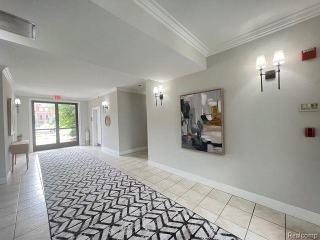 Foto del edificio - 2715 E Maple Rd