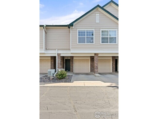 Building Photo - 1855 Spaulding Cir