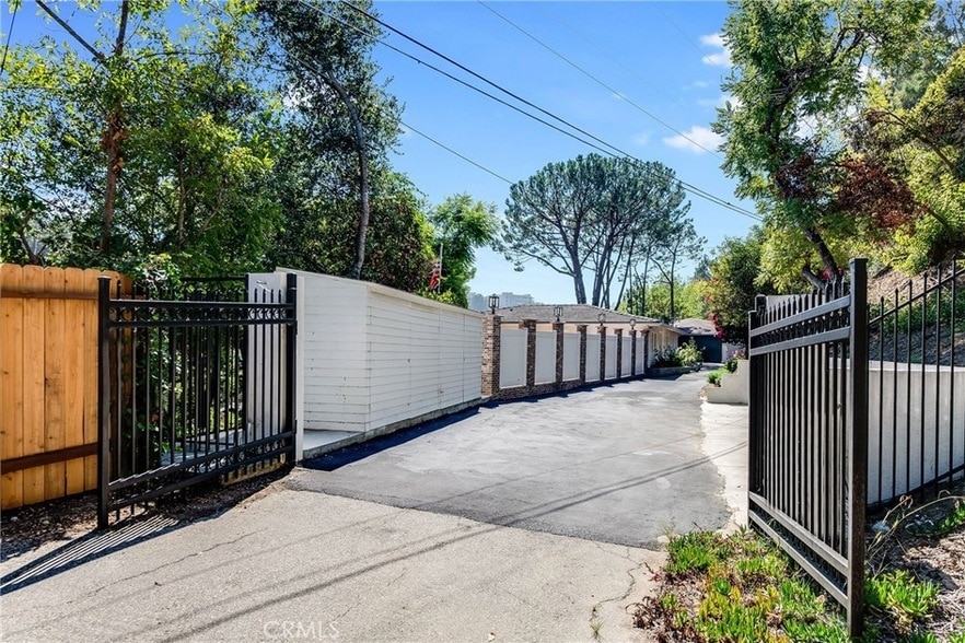 Foto principal - 1135 N Norman Pl