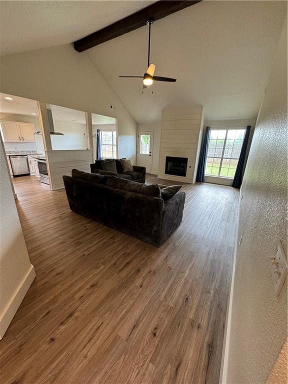 Building Photo - 106 SW Apple Blossom