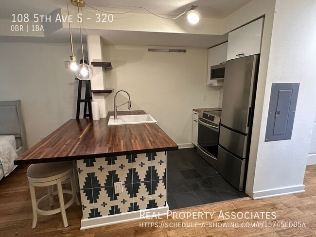 Photo - 108 5th Ave S House