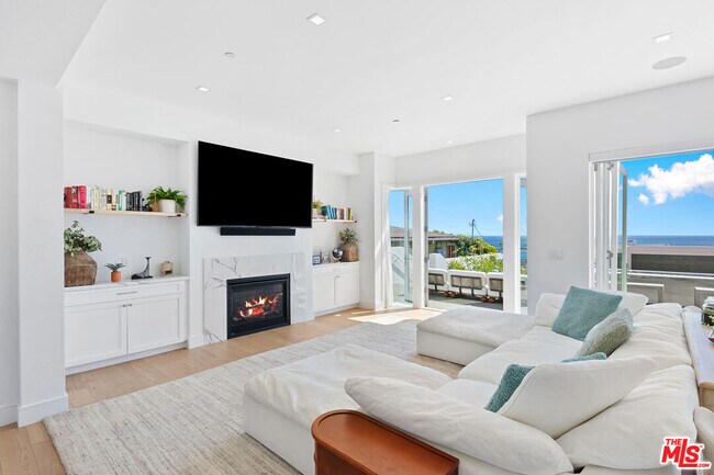 Foto del edificio - 25157 Malibu Rd