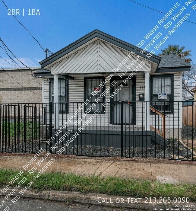 Foto del edificio - 325 S Hackberry St