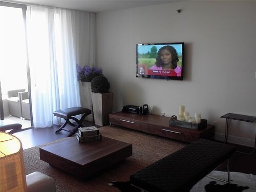 Foto del edificio - 3300 NE 192 St