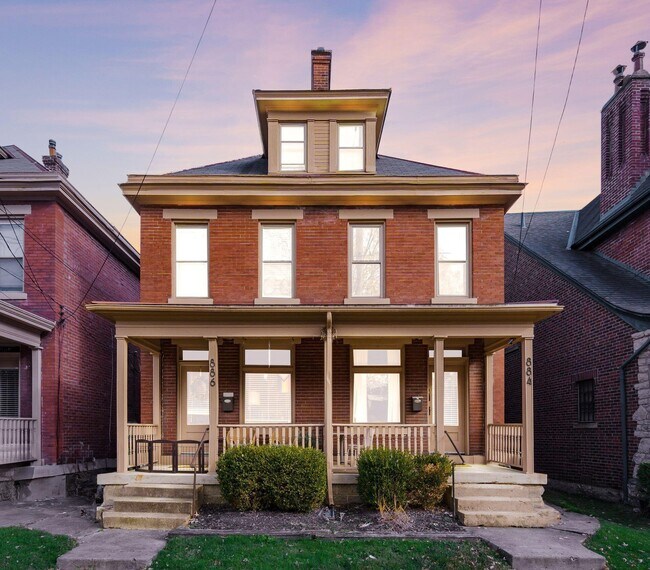 Building Photo - 884 Dennison Ave