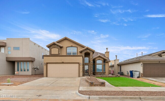 Foto del edificio - 14432 Russell Borea