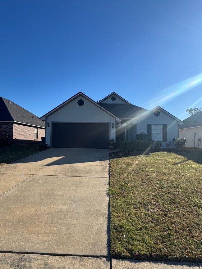 Building Photo - Rental Property in Bossier City