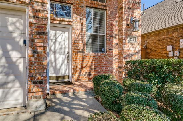 Building Photo - 511 Poplar Ln