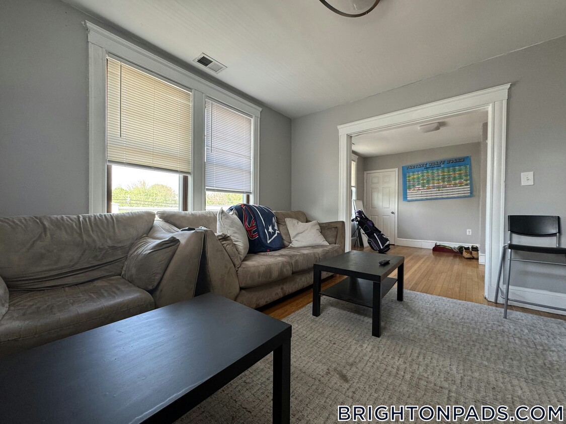 Foto principal - 138 Nonantum St