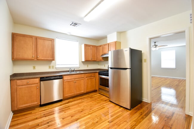 Building Photo - 3913 Bauvais St