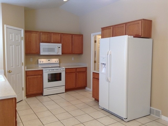 Building Photo - 555 E 700 N