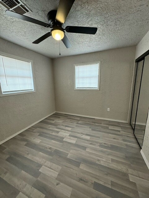Foto del edificio - 712 SW 46th St