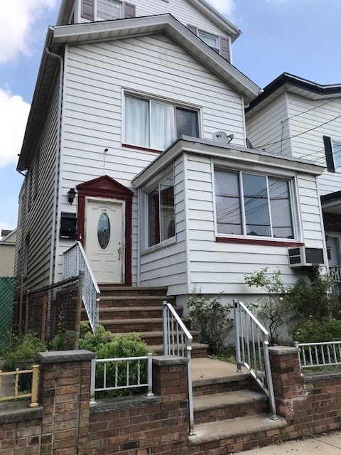 Primary Photo - 31 E 32nd St
