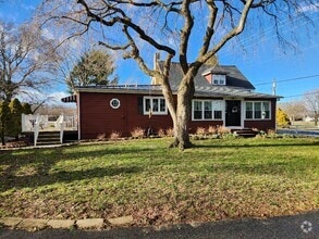 Building Photo - 279 Palatine Rd
