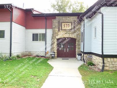 Foto principal - 577 Main St