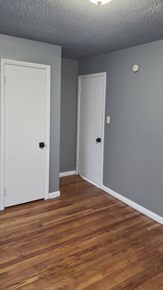 Foto del edificio - 3625 Chatsworth St